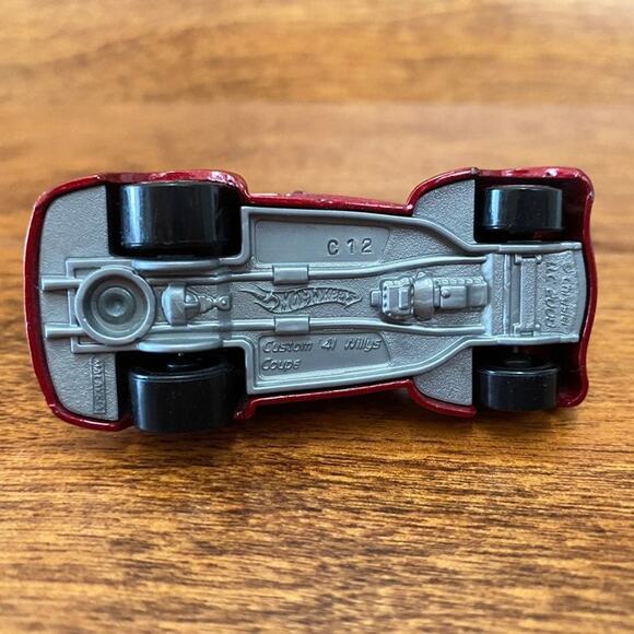 HOT WHEELS 2010 Custom '41 Willys Coupe - Picture 6 of 6